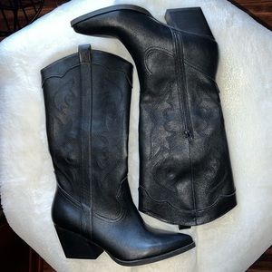 Dolce Vita Women’s Kindred Tall pull On Cowboy Western Boots